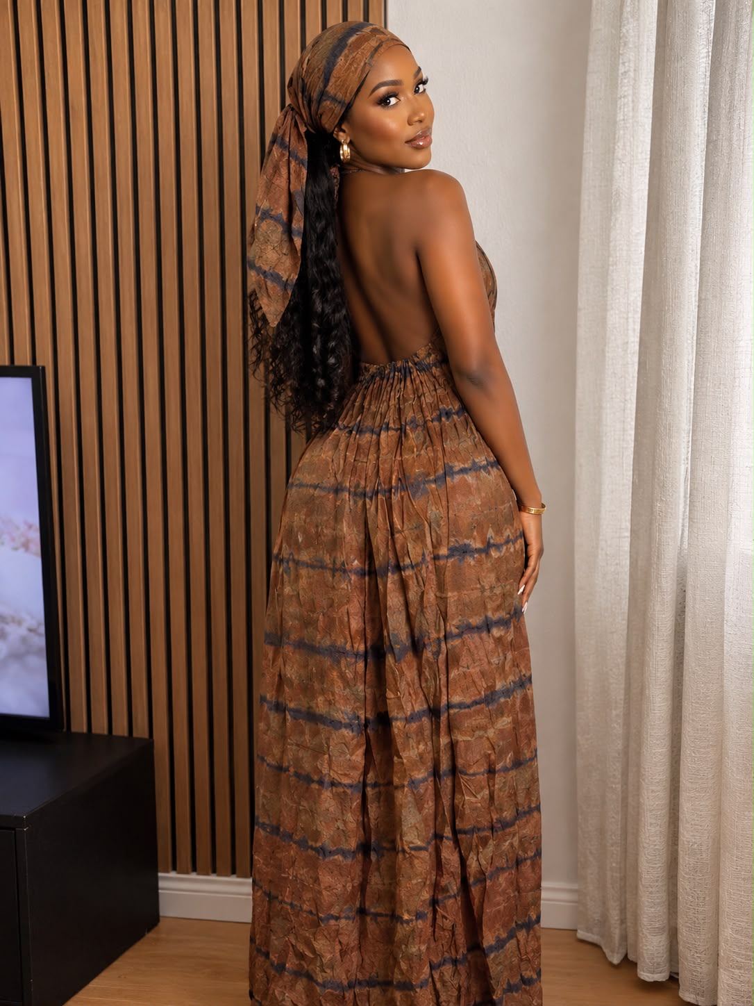Robe à dos nu